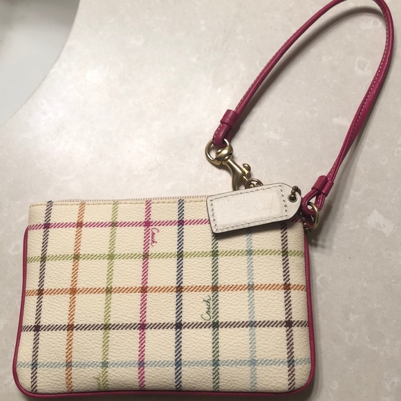 Like new coach wristlet - Picture 2 of 3